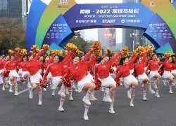 包含赛地聚焦——亚冠集结日热度飙升;巴塞罗那调整名单;底气十足;阵容厚度经受考验的词条 包含赛地聚焦——亚冠集结日热度飙升;巴塞罗那调整名单;底气十足;阵容厚度经受考验的词条